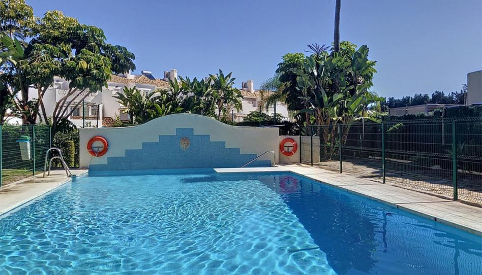 Foto 1 de Casa adosada en venta en Calle Lima, 33, La Concha - Resina Golf, Málaga