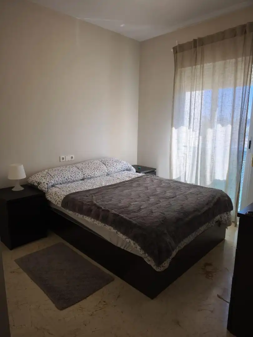 Dormitori de Casa adosada en venda en Estepona amb Jardí privat, Terrassa i Traster