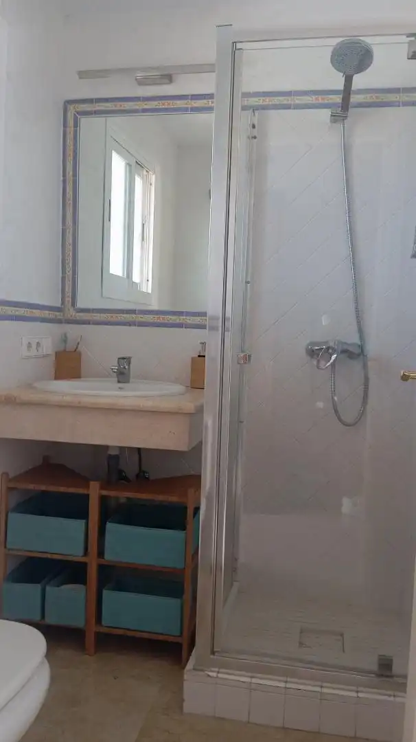 Bany de Casa adosada en venda en Estepona amb Jardí privat, Terrassa i Traster