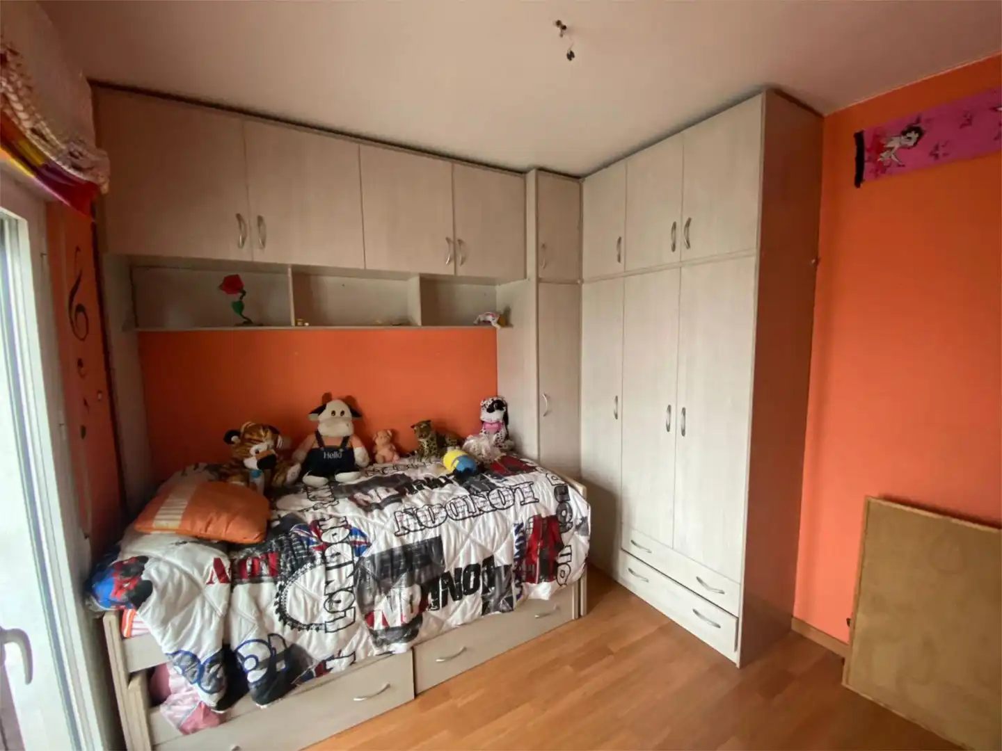 Casa adosada en venda a Travesía Pelayo, 5, Daimiel Dormitori de Casa adosada en venda en Daimiel amb Aire condicionat, Terrassa i Balcó