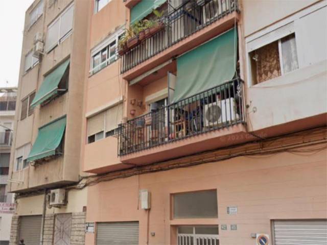 Piso en Venta en Calle Montero Ríos, 49 en Carolinas Altas