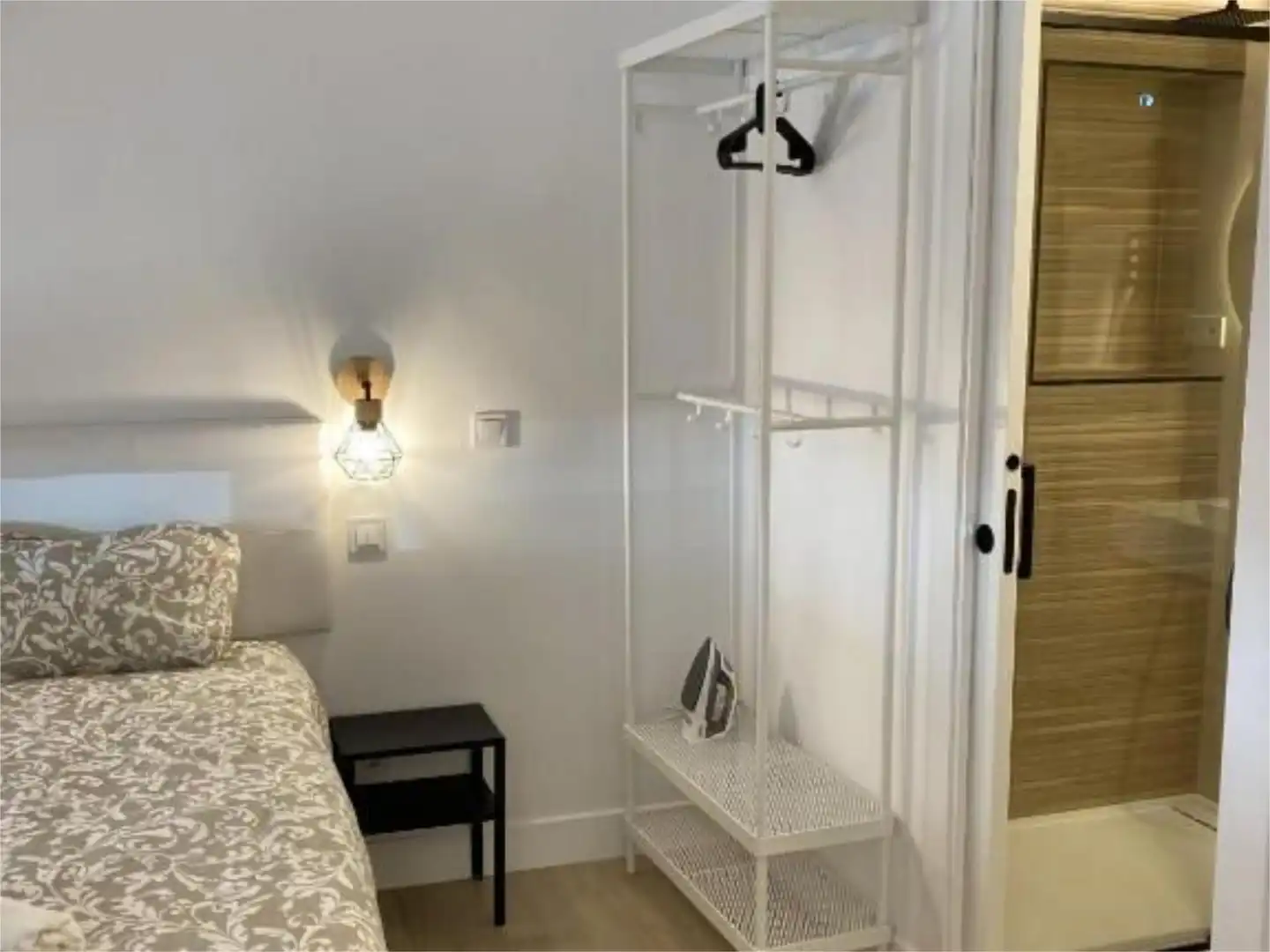 Flat for rent in Calle Pinos Alta, 11, Valdeacederas Bedroom of Flat for rent in Madrid with Air Conditioner, Terrace and Community parking