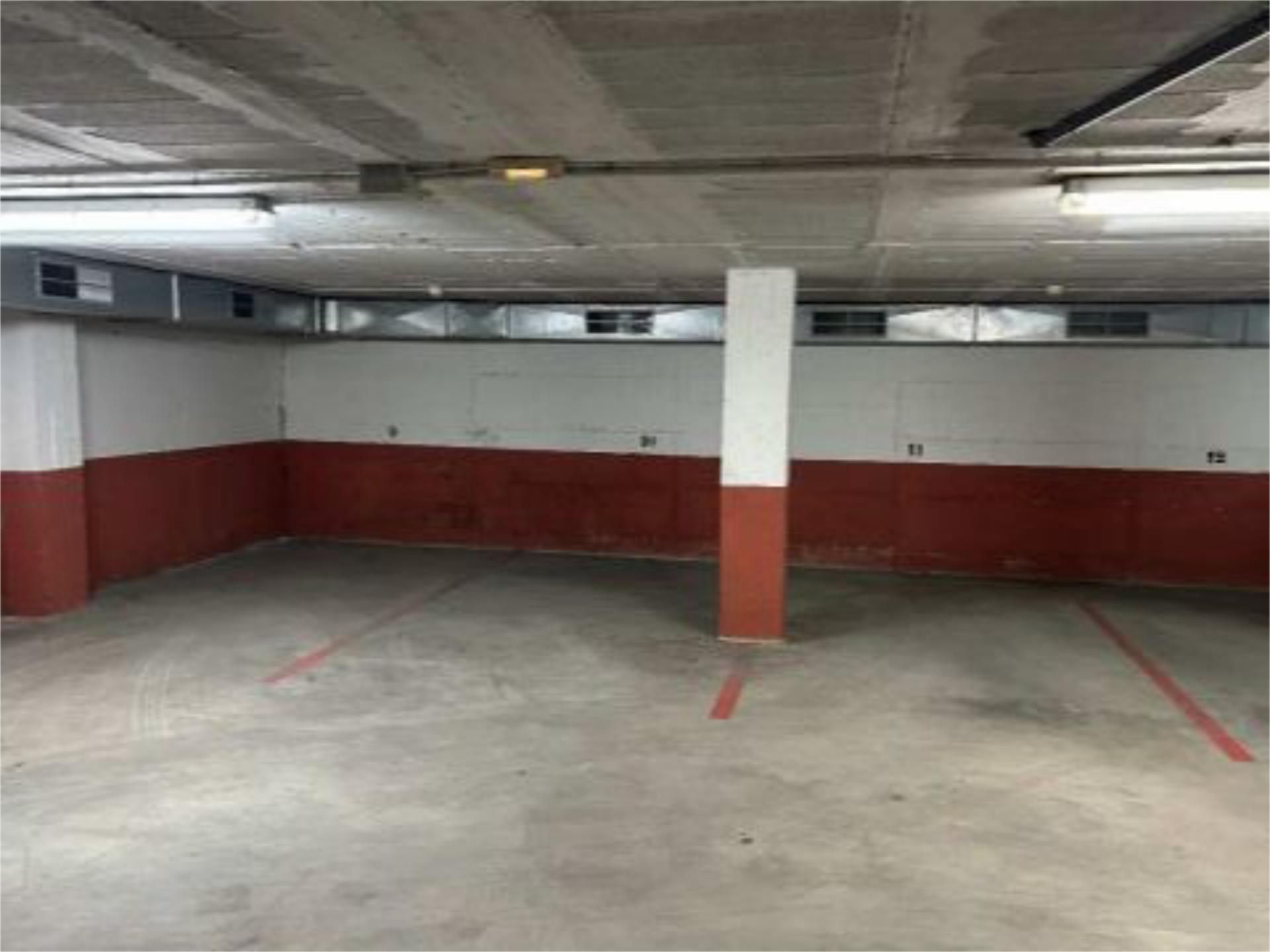 Parking of Garage to rent in El Vendrell