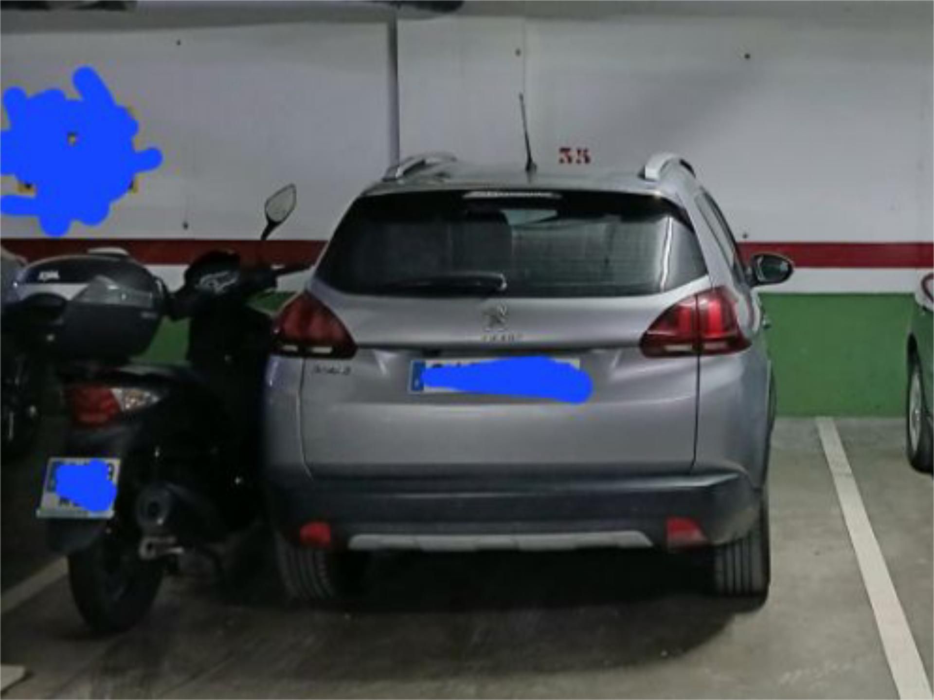 Aparcament de Garatge en venda en  Sevilla Capital