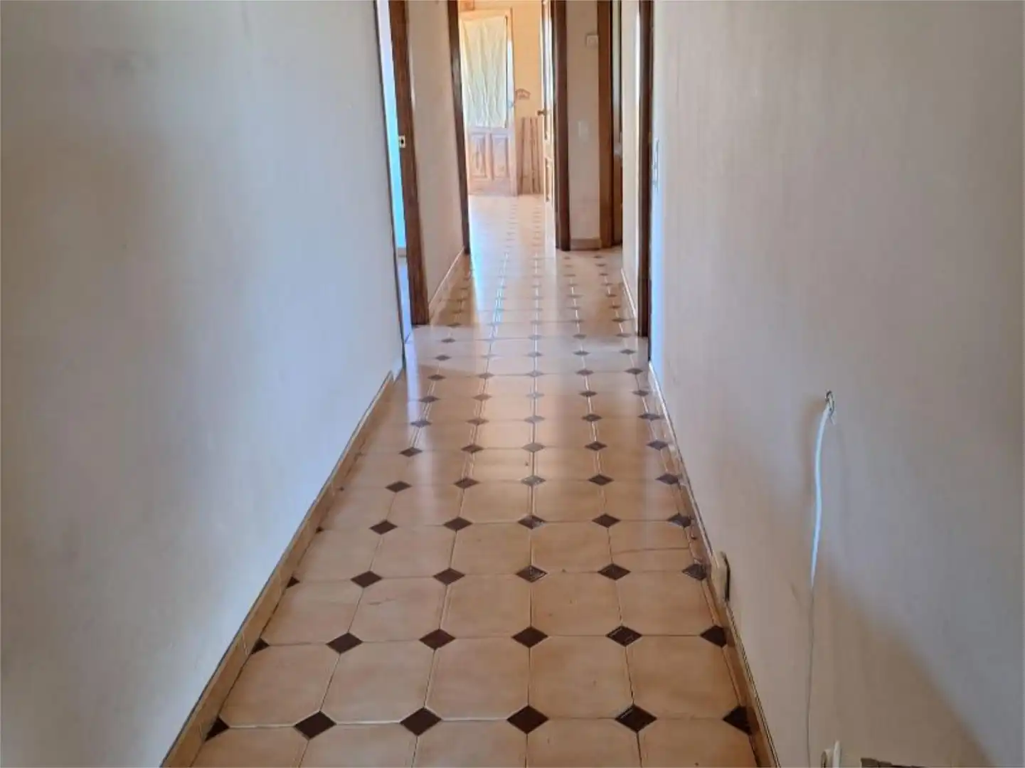 Wohnung zum Verkauf in Sober mit Heizung, Parkett und Terrasse
