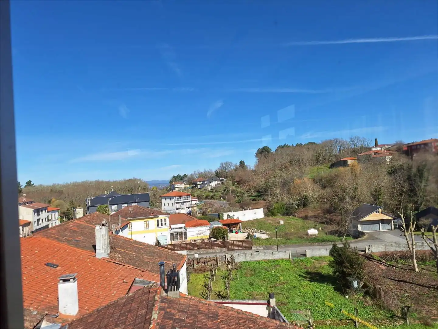 Außenansicht von Wohnung zum Verkauf in Sober mit Heizung, Parkett und Terrasse