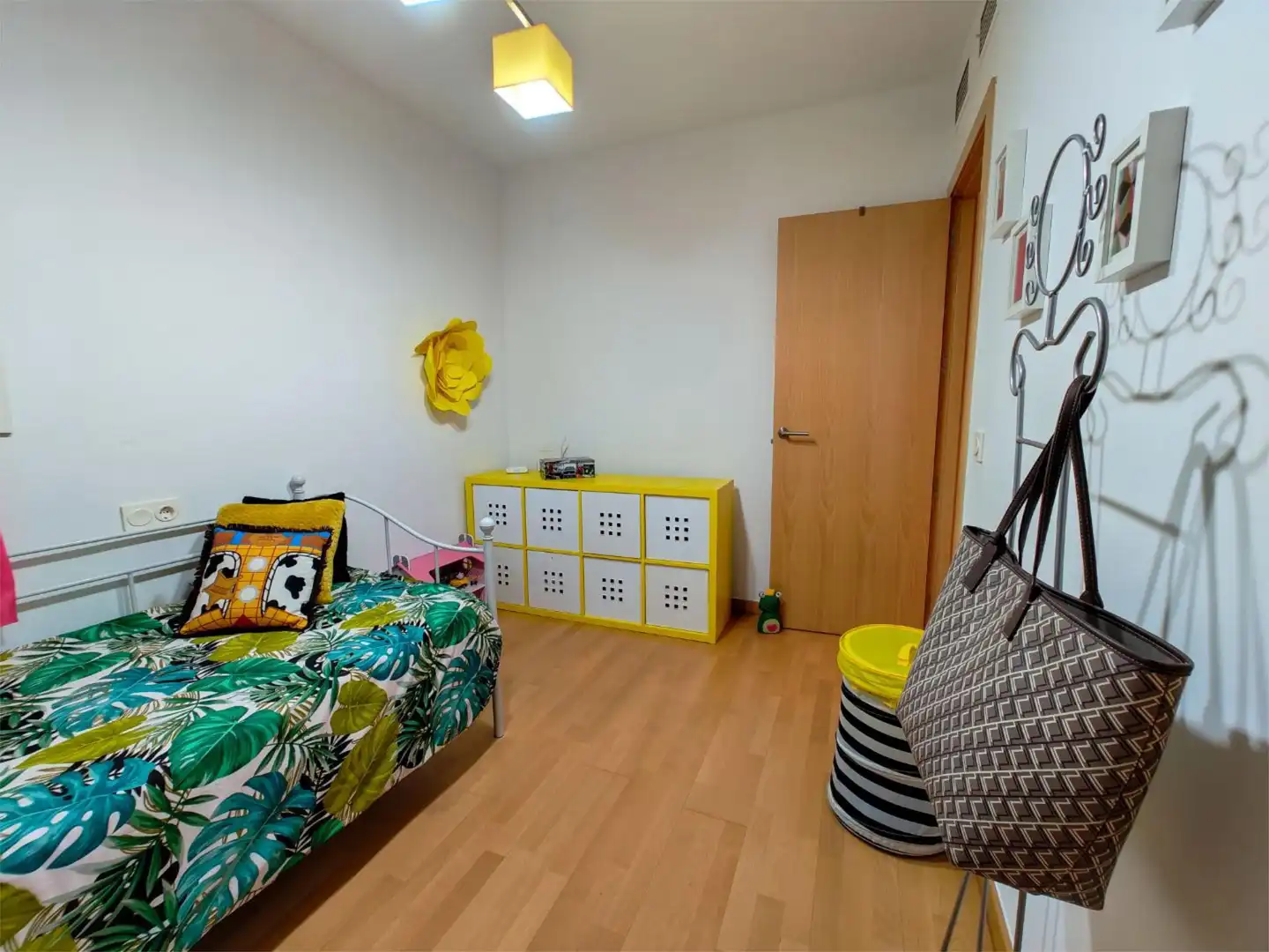 Piso en venta en Calle Galán de Noche, 13, Nueva Almería - Cortijo Grande - Vega de Acá Habitación de Piso en venta en Almería