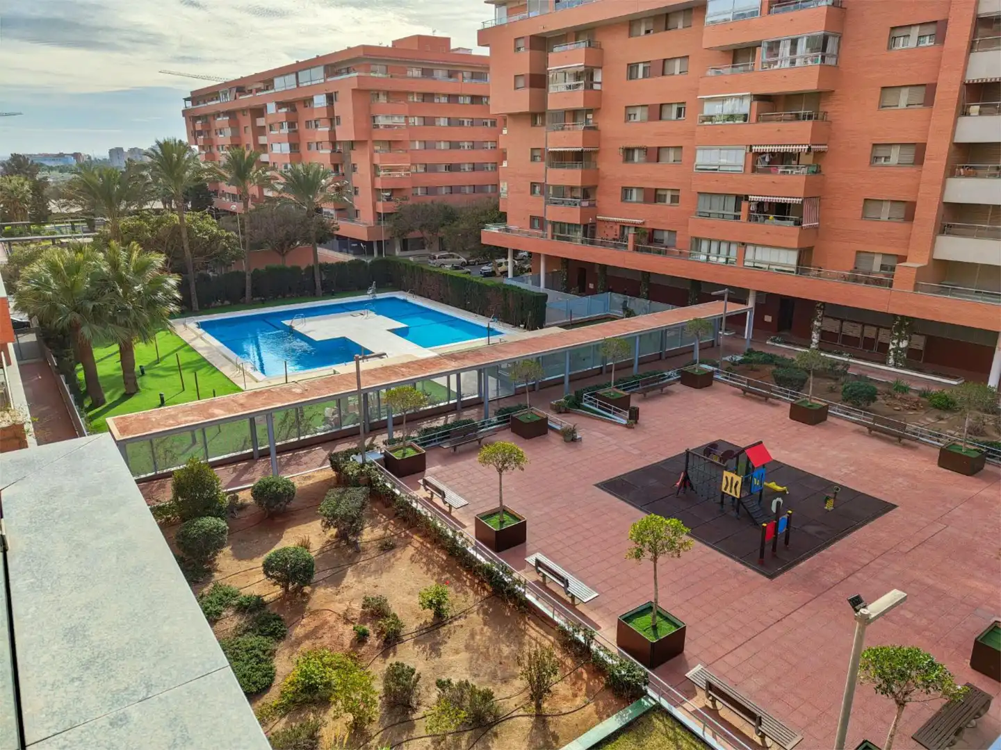 Piso en venta en Calle Galán de Noche, 13, Nueva Almería - Cortijo Grande - Vega de Acá Piscina de Piso en venta en Almería