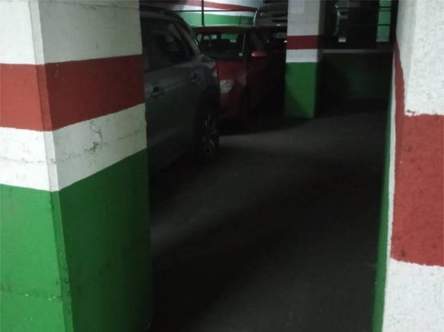 Garaje en Venta en Calle de la Maquinilla, 10 en Palomeras Sureste