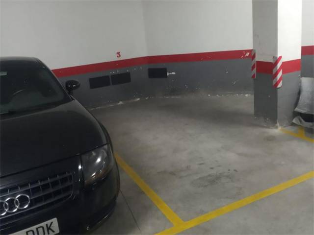 Garaje en Venta en Carrer de Provença, 575 en El Camp de l'Arpa del Clot