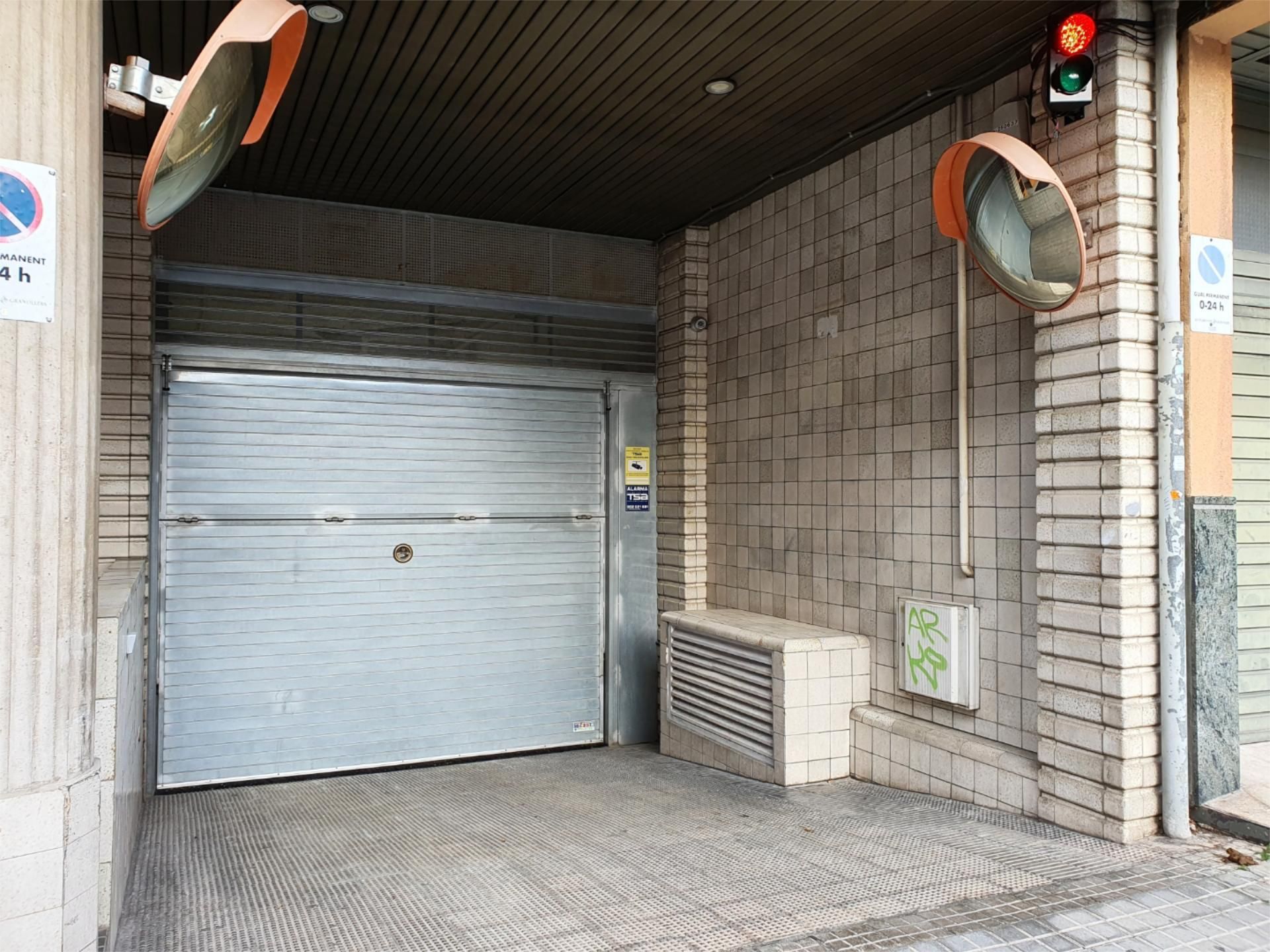 Garatge de lloguer a Carrer de Palaudàries, 22, Centre