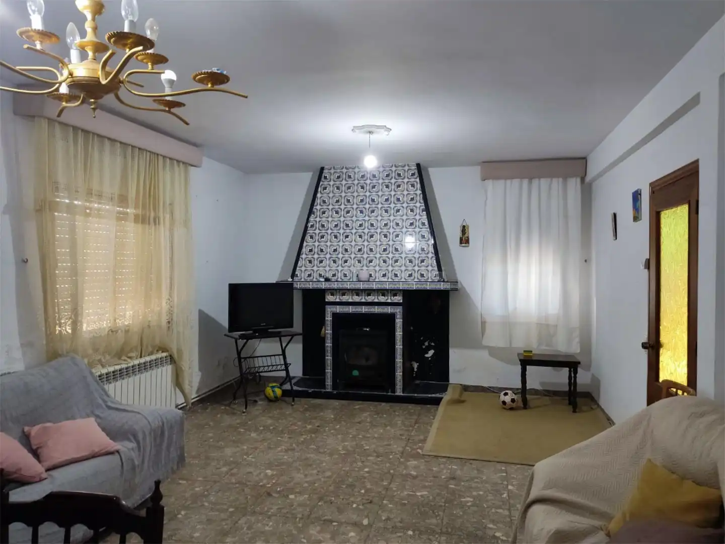 Houses for sale in Calle Ancha, 48, Malpica de Tajo Living room of Houses for sale in Malpica de Tajo with Heating, Private garden and Storage room