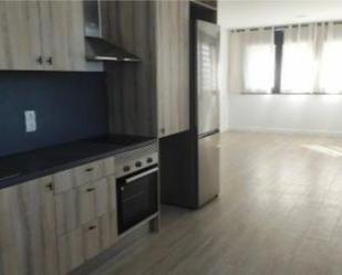 Cuina de Apartament de lloguer en San Sebastián de los Reyes amb Aire condicionat, Calefacció i Traster
