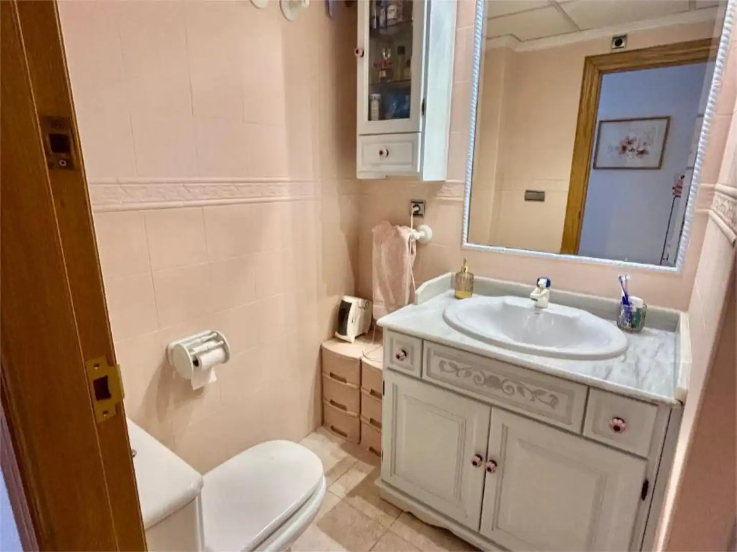 Maisonette zum Verkauf in Carrer Ruperto Chapí, 58, Pont Nou - Corazón de Jesús Badezimmer von Maisonette zum Verkauf in Elche / Elx mit Klimaanlage und Heizung