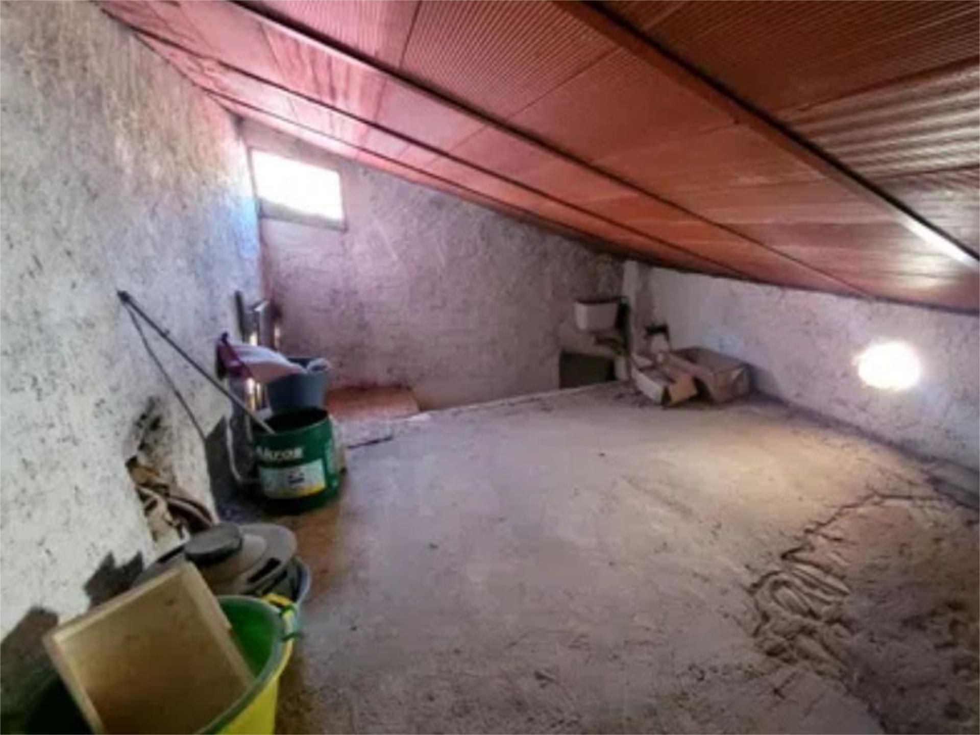 Single-family semi-detached for sale in Santa Cruz de Grío