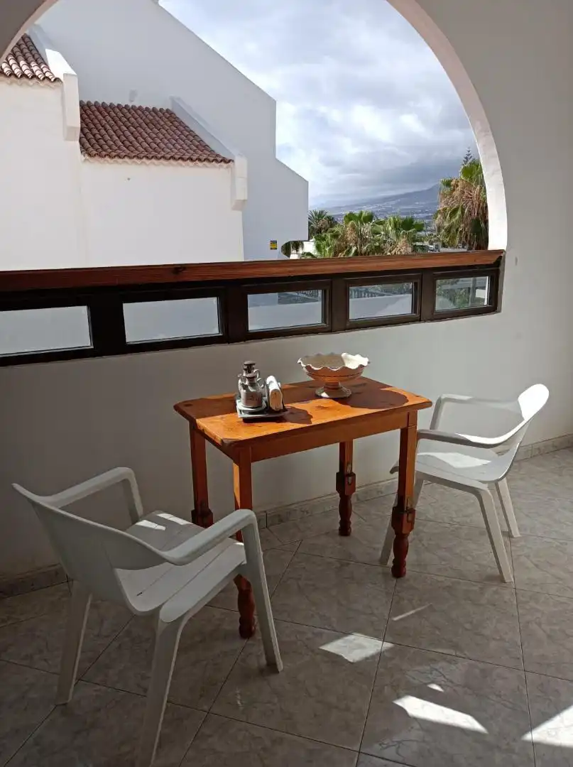 Piso en venta en Avenida Rafael Puig Lluvina, 32, Playa de las Américas Terraza de Piso en venta en Arona con Terraza, Trastero y Amueblado