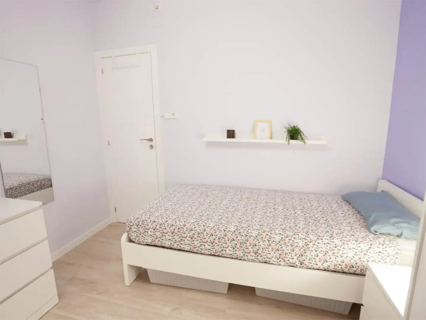Room in Carrer Na Saurina d'Entença, 24, Eixample Room in Carrer Na Saurina d'Entença, 24, Eixample