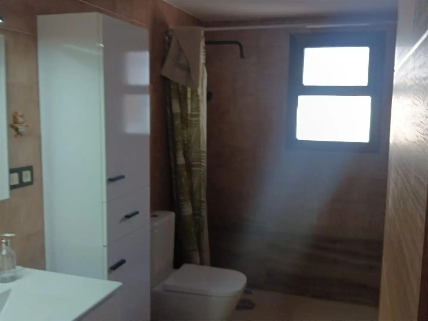 Badezimmer von Wohnungen zum Verkauf in Tavernes de la Valldigna