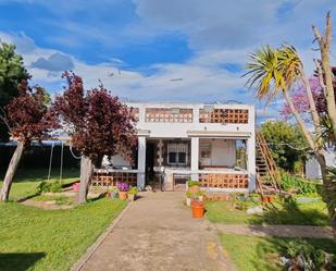 Außenansicht von Country house zum verkauf in Calahorra mit Privatgarten, Terrasse und Schwimmbad