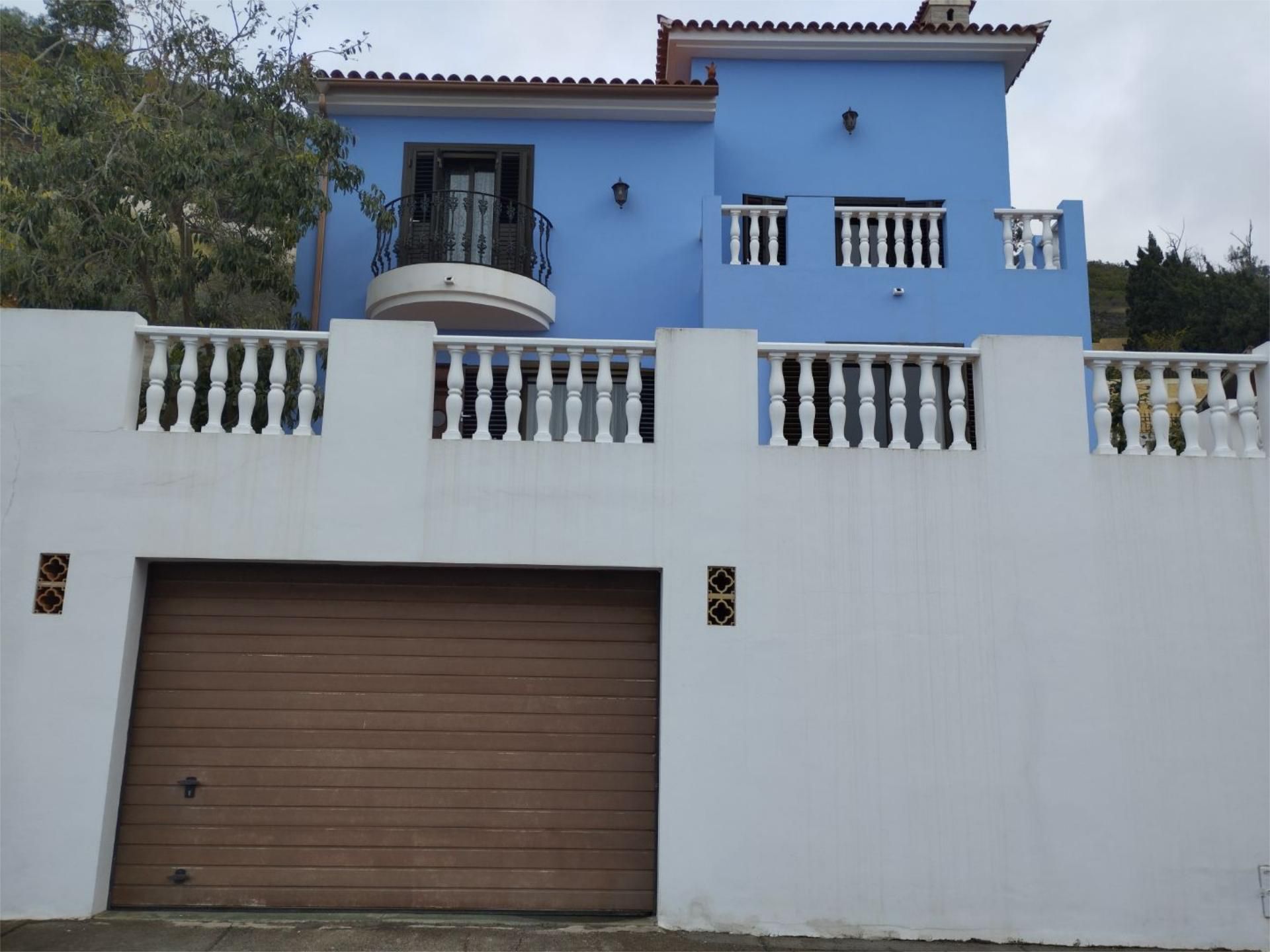 Exterior view of House or chalet for sale in El Sauzal  with Terrace and Balcony