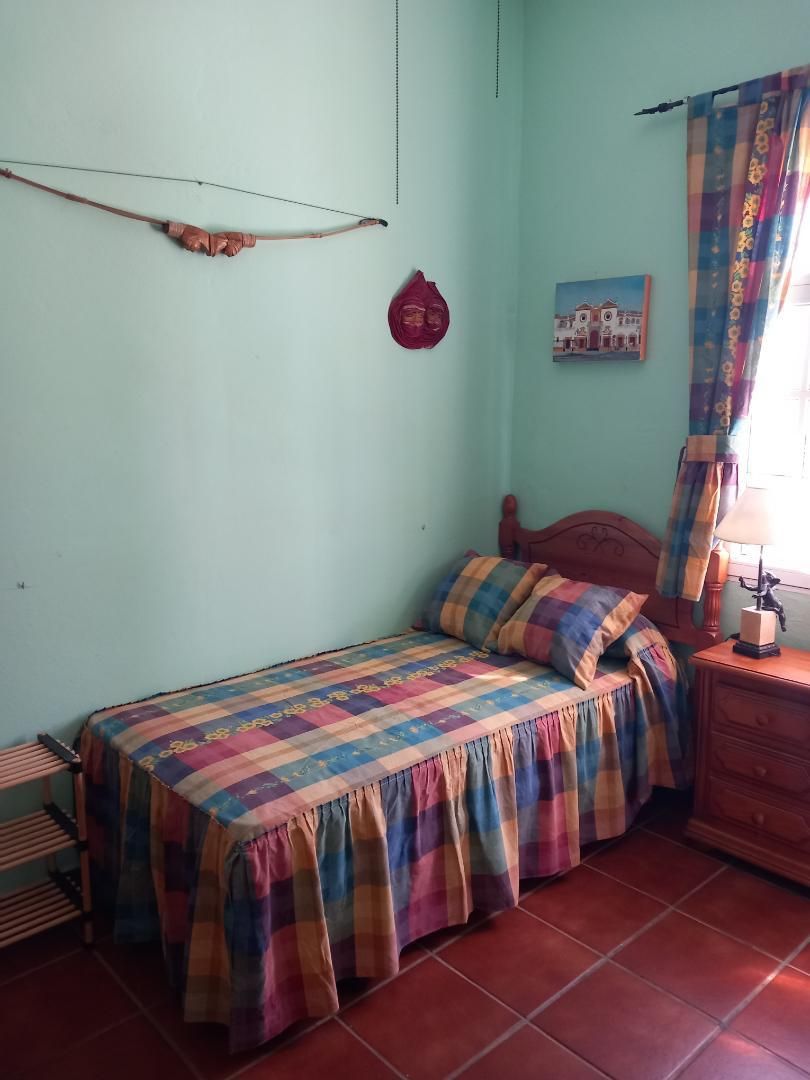 Dormitori de Casa o xalet per a compartir en Mairena del Alcor amb Calefacció, Jardí privat i Terrassa