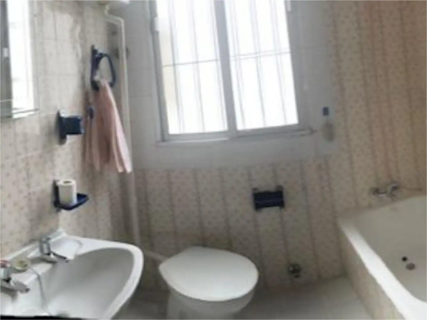 Bathroom of Flat for sale in Sevilla