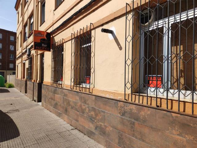 Local comercial en Alquiler en Calle General Sanjurjo, 20 en Armunia