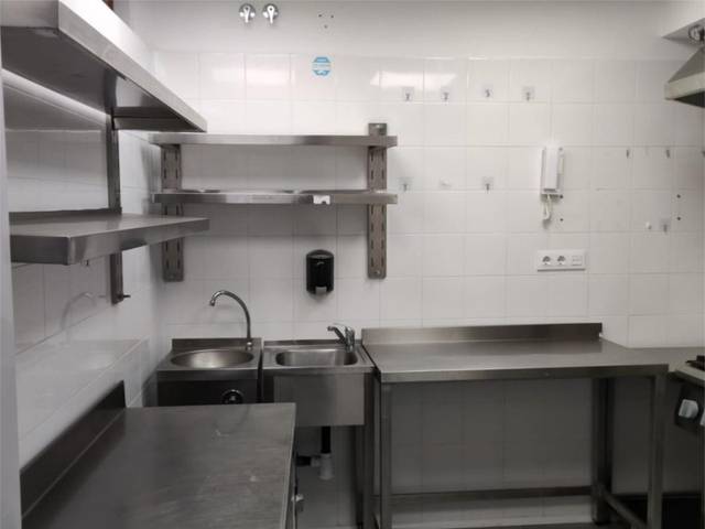 Nave industrial en Alquiler en Calle de Santa Leonor, 37 en Simancas