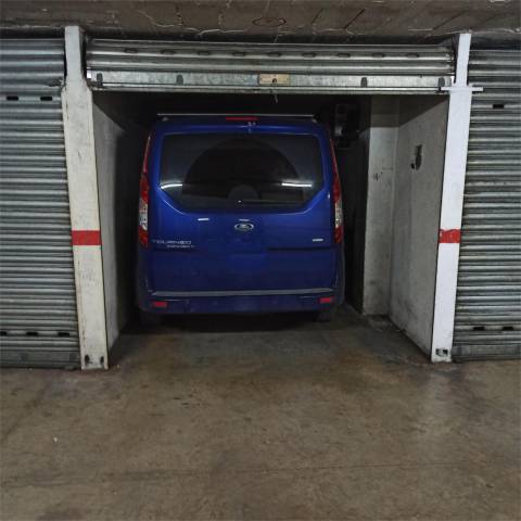 Garaje en Venta en Travessera de Santa Eugènia, 36 en Veïnat