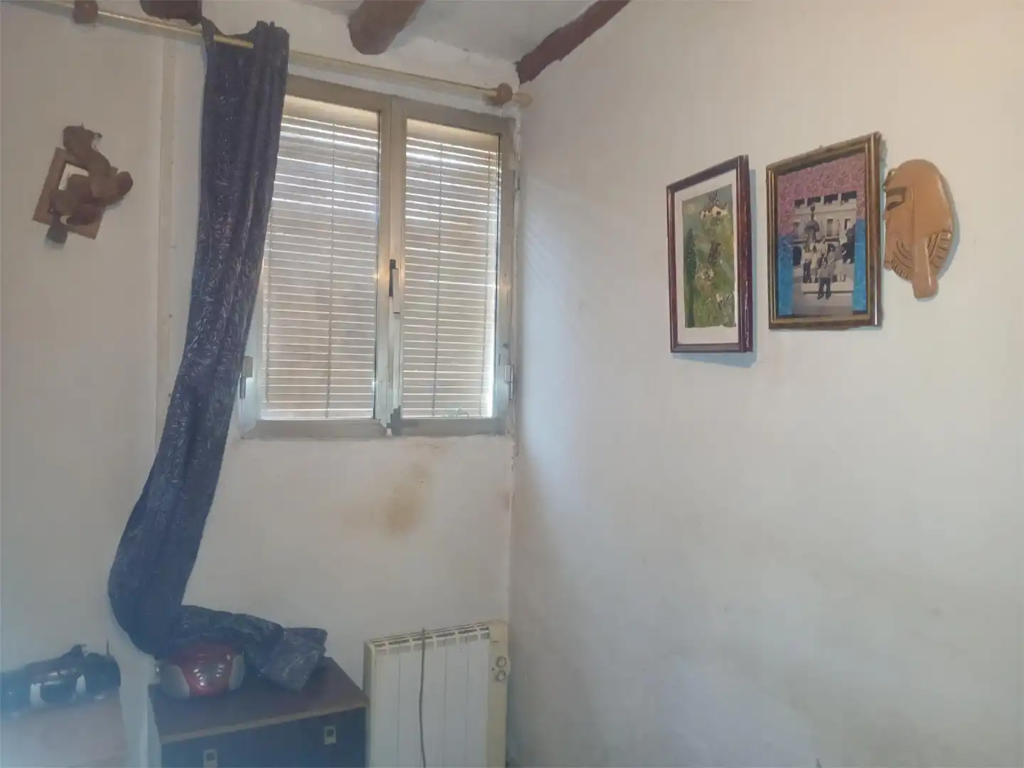Casa adosada en venda a Calle Magdalena, 78, Fraga Dormitori de Casa adosada en venda en Fraga amb Traster, Moblat i Forn