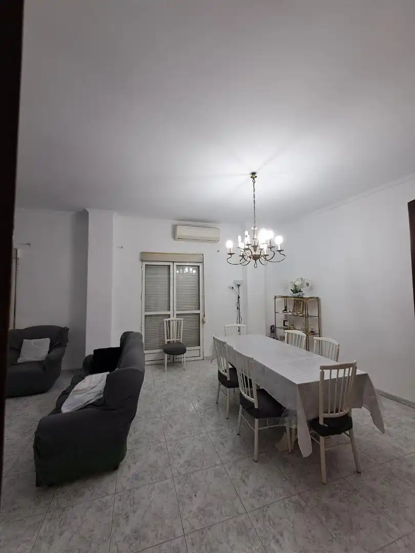Menjador de Apartament per a compartir en Gandia amb Terrassa, Moblat i Forn