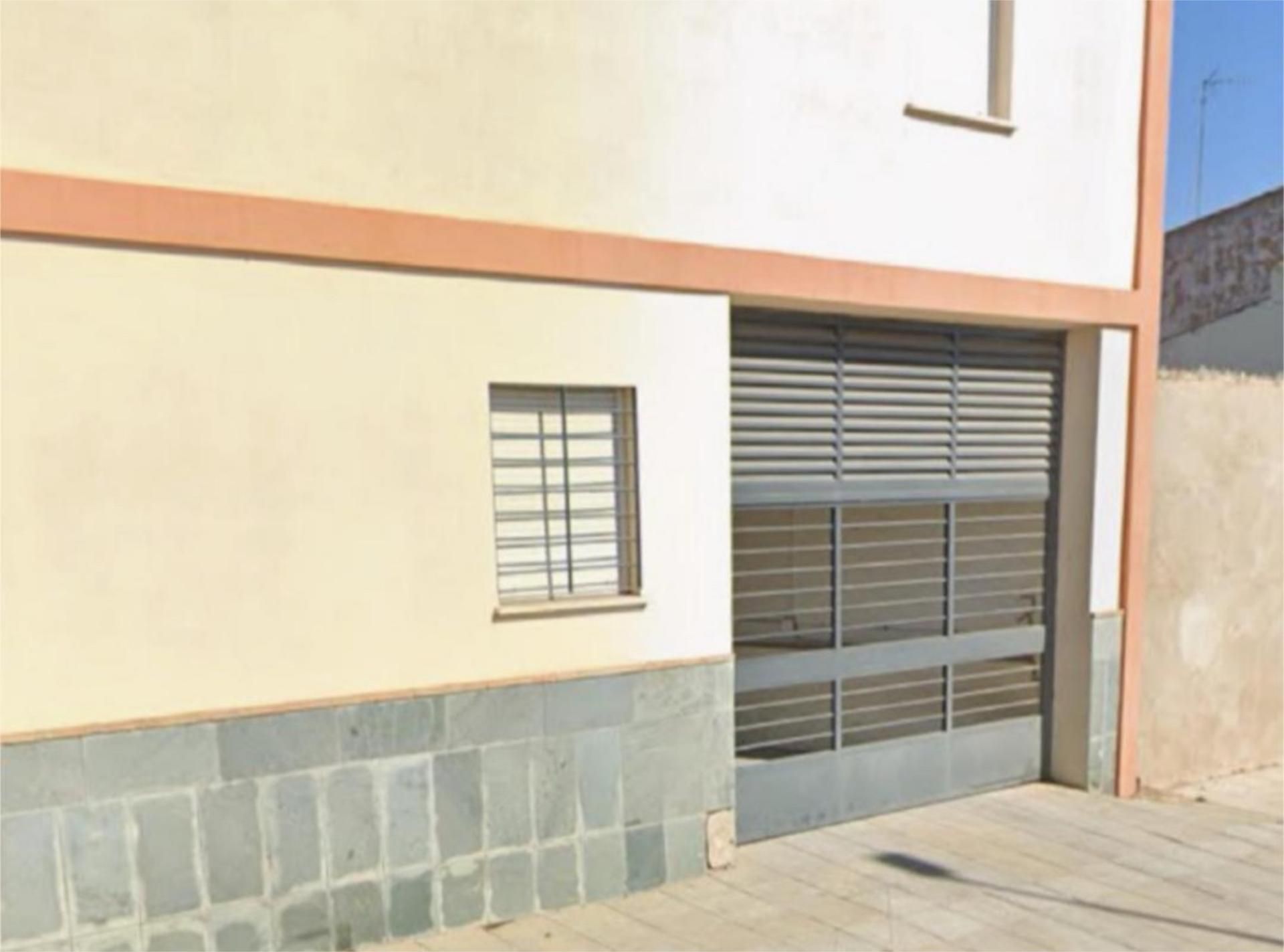 Vista exterior de Garatge de lloguer en Pilas