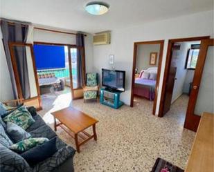 Sala d'estar de Apartament en venda en Oliva amb Terrassa