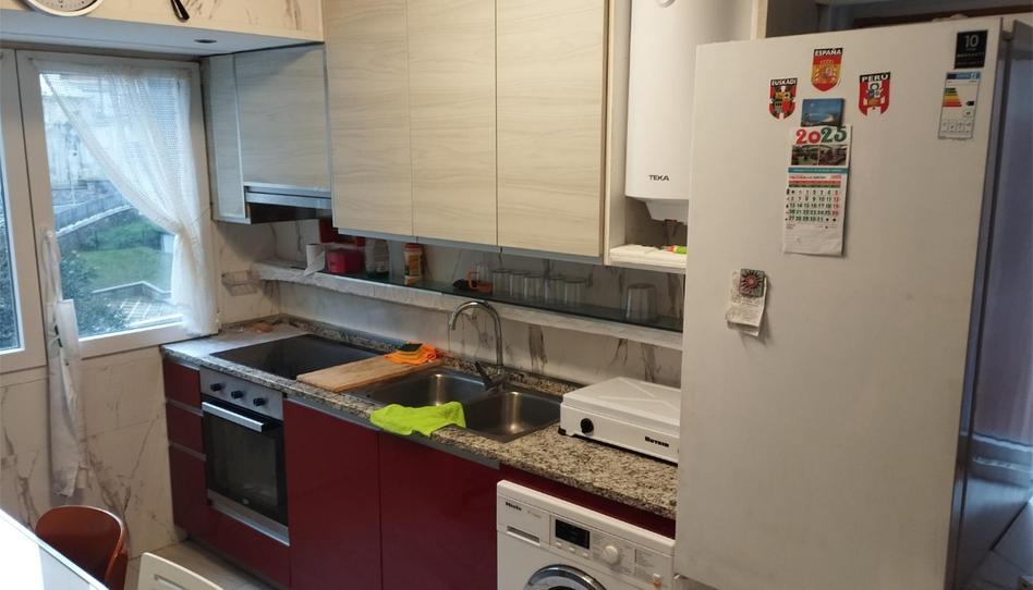 Piso en venta en Azkuene Kalea, 33, Bidebieta, Gipuzkoa - imagen 1 Foto 1 de Piso en venta en Azkuene Kalea, 33, Bidebieta, Gipuzkoa