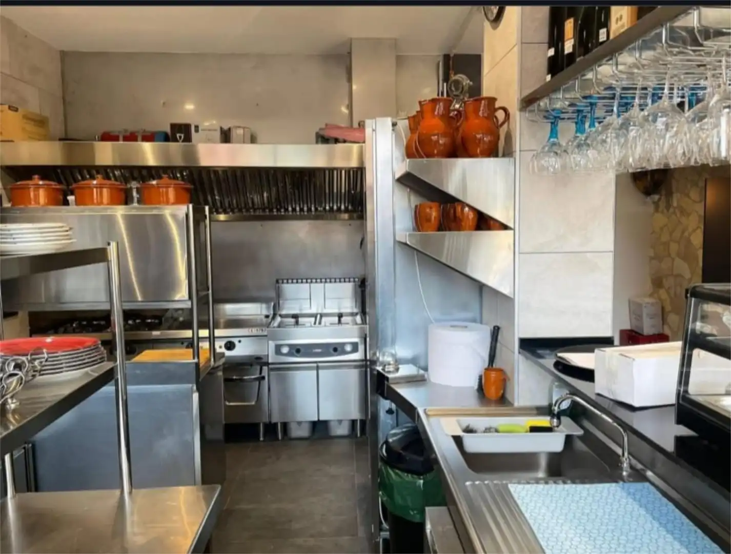 Local en traspaso en Carrer de Lleida, 22, Marianao Cocina de Local en traspaso en Sant Boi de Llobregat con Amueblado