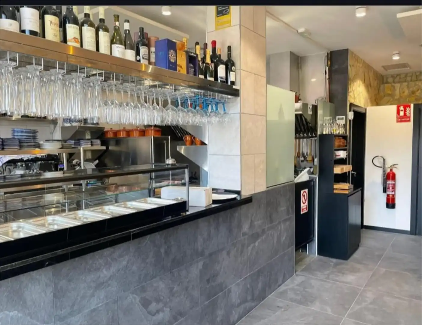 Local en traspaso en Carrer de Lleida, 22, Marianao Local en traspaso en Sant Boi de Llobregat con Amueblado