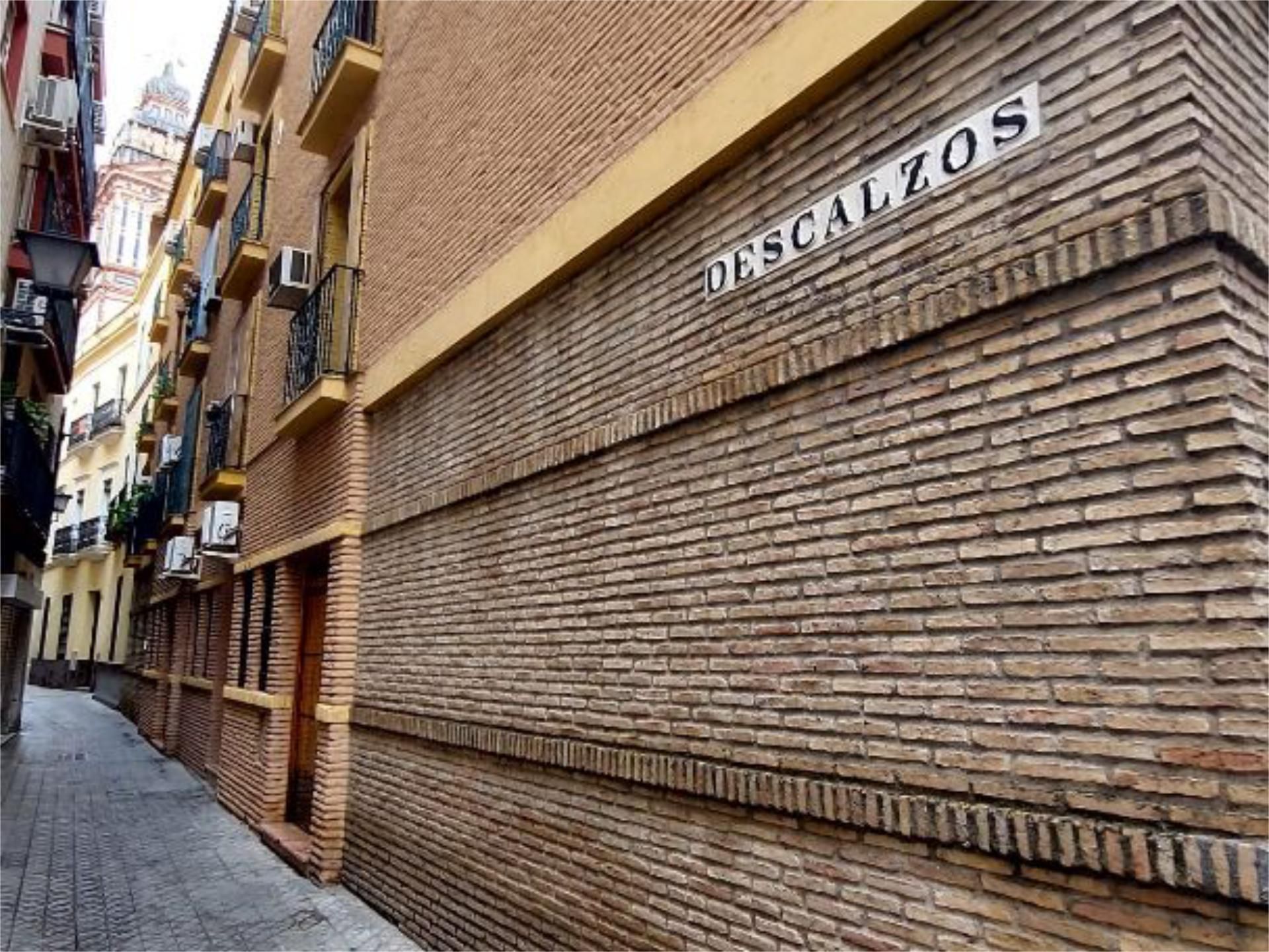 Vista exterior de Pis en venda en  Sevilla Capital