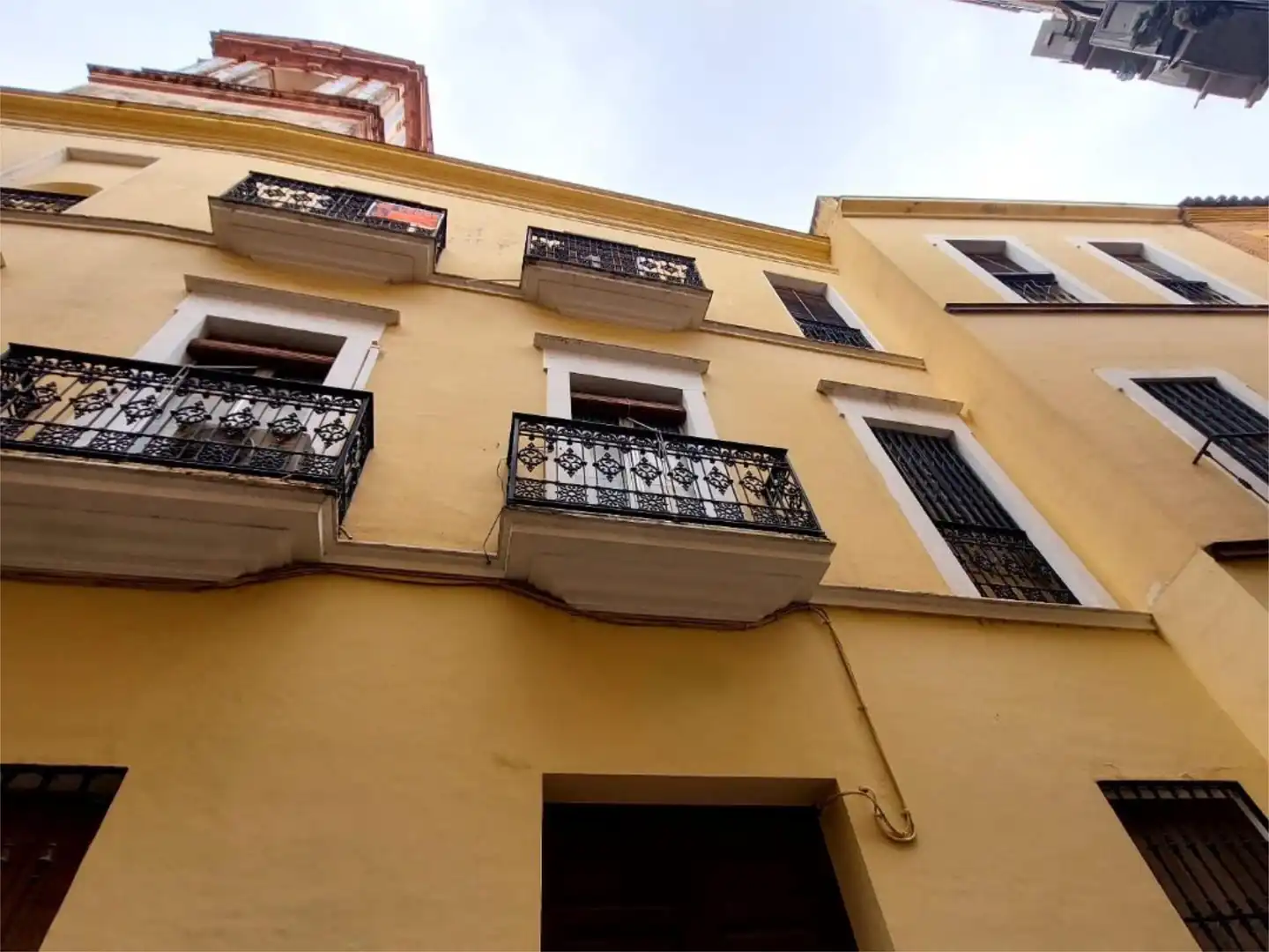Pis en venda a Calle Descalzos, 3, Alfalfa - Santa Cruz Vista exterior de Pis en venda en Sevilla