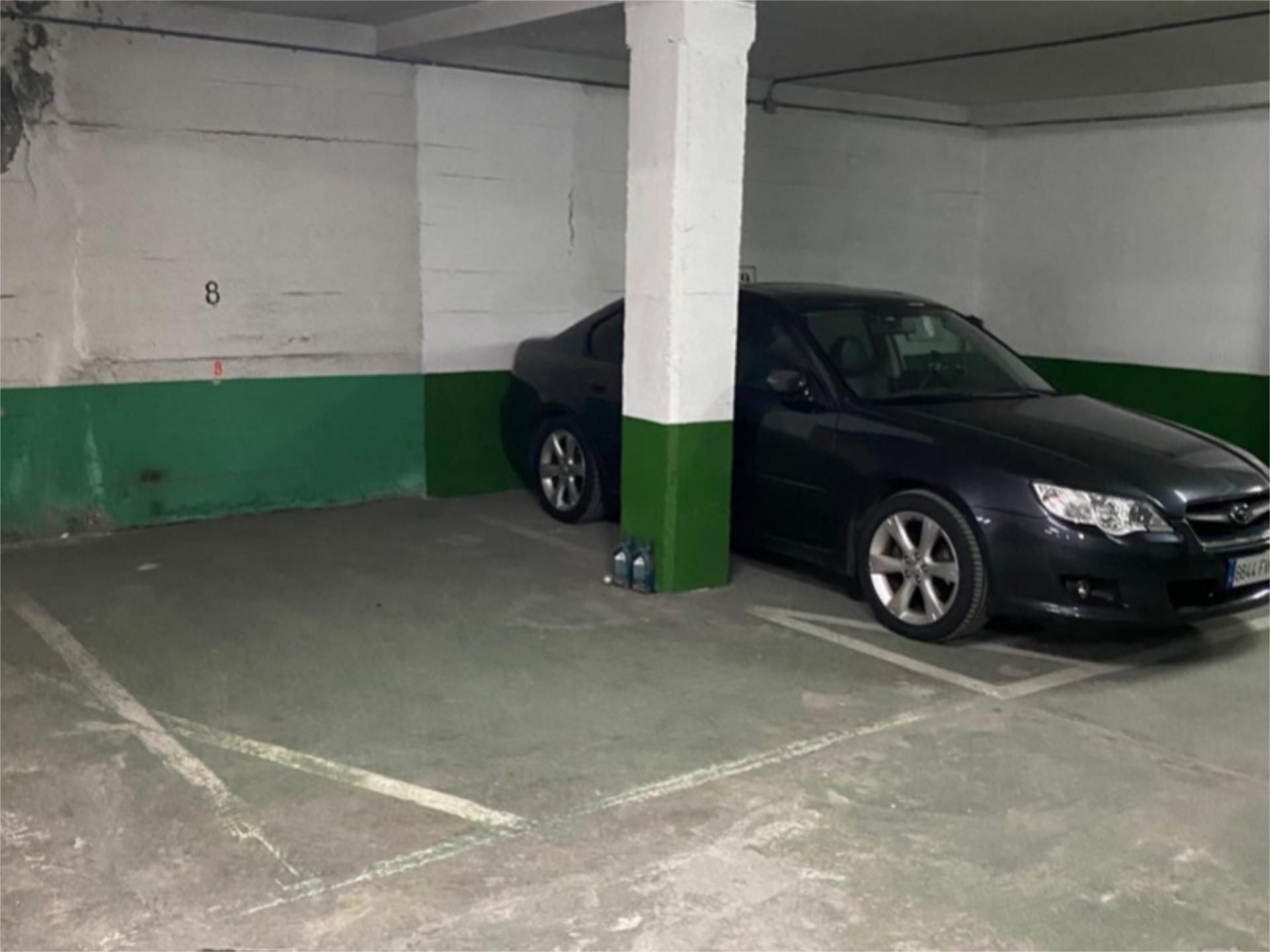 Aparcament de Garatge en venda en Santiago de Compostela 