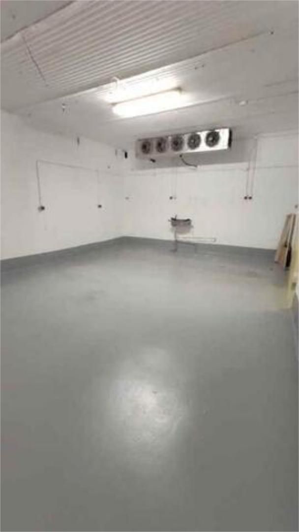 Industrial buildings to rent in  Madrid Capital  with Air Conditioner