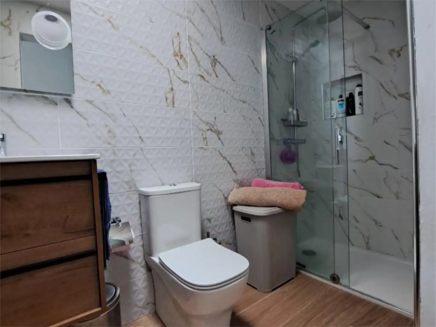 Piso en venta en Calle Goya, 51, Playa del Hombre - Taliarte - Salinetas Baño de Piso en venta en Telde con Aire acondicionado, Jardín privado y Terraza