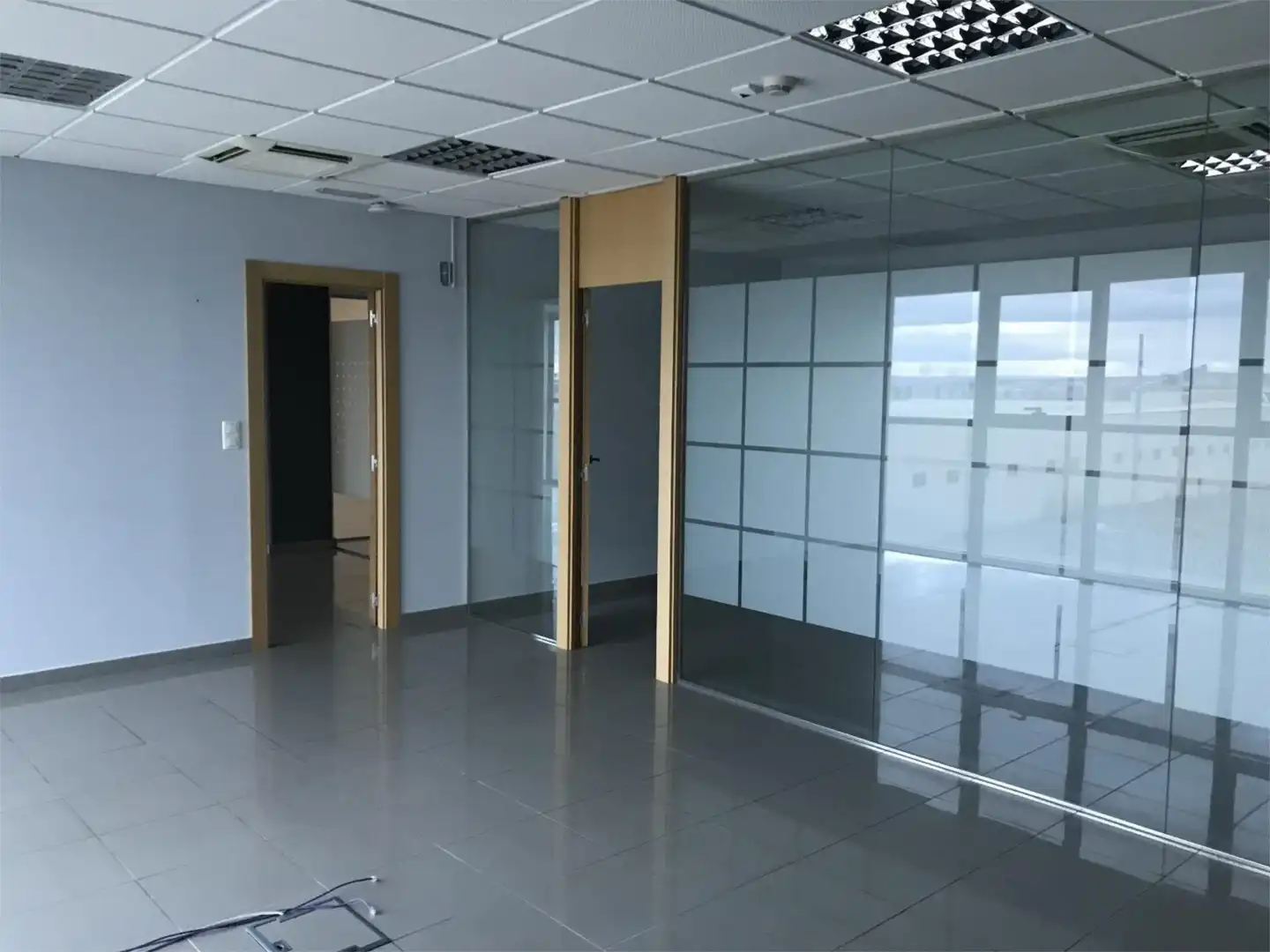 Office for sale in Calle Pertusa, 23, Garrapinillos Office for sale in Zaragoza