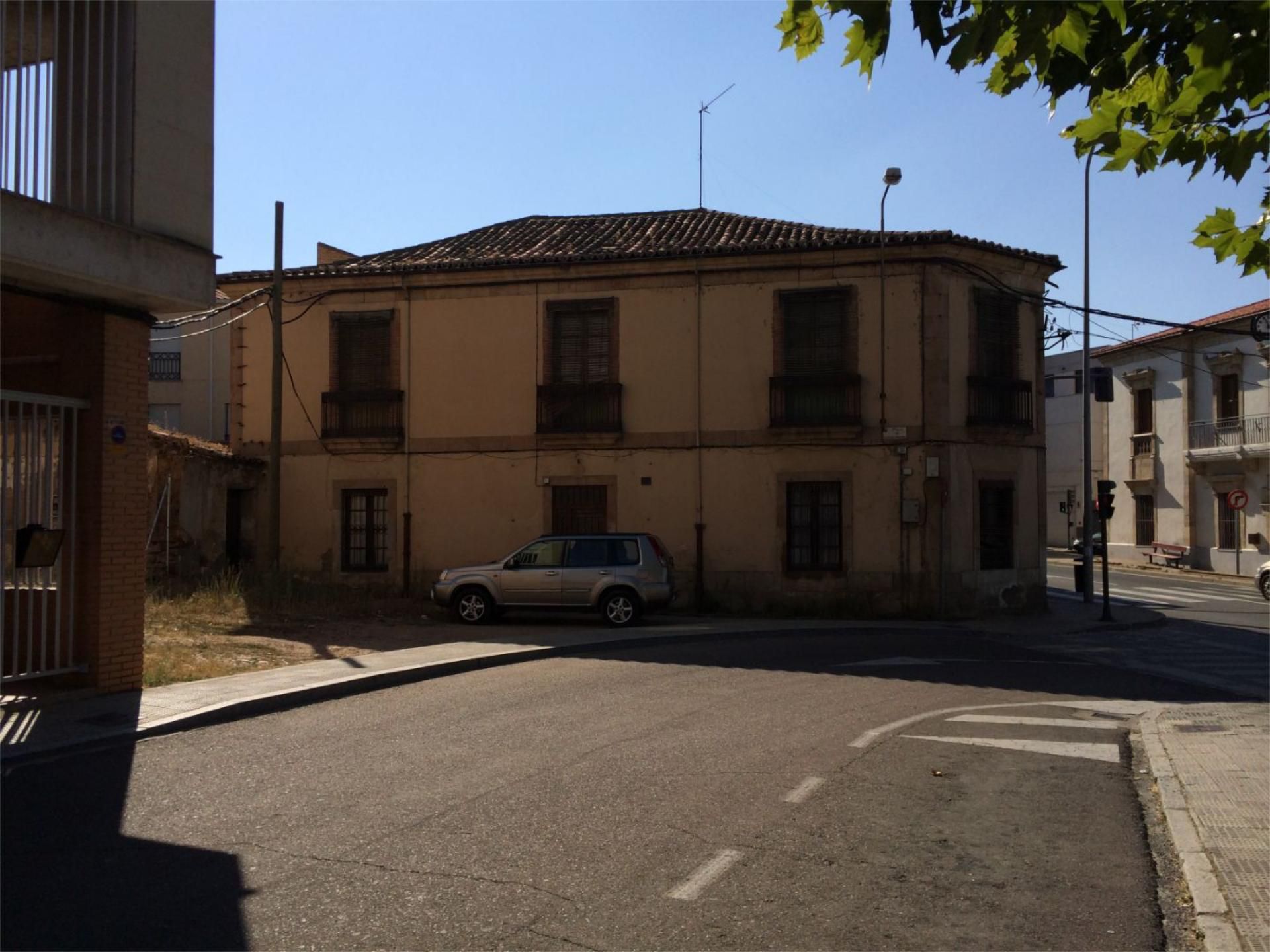 Exterior view of Single-family semi-detached for sale in Salamanca Capital