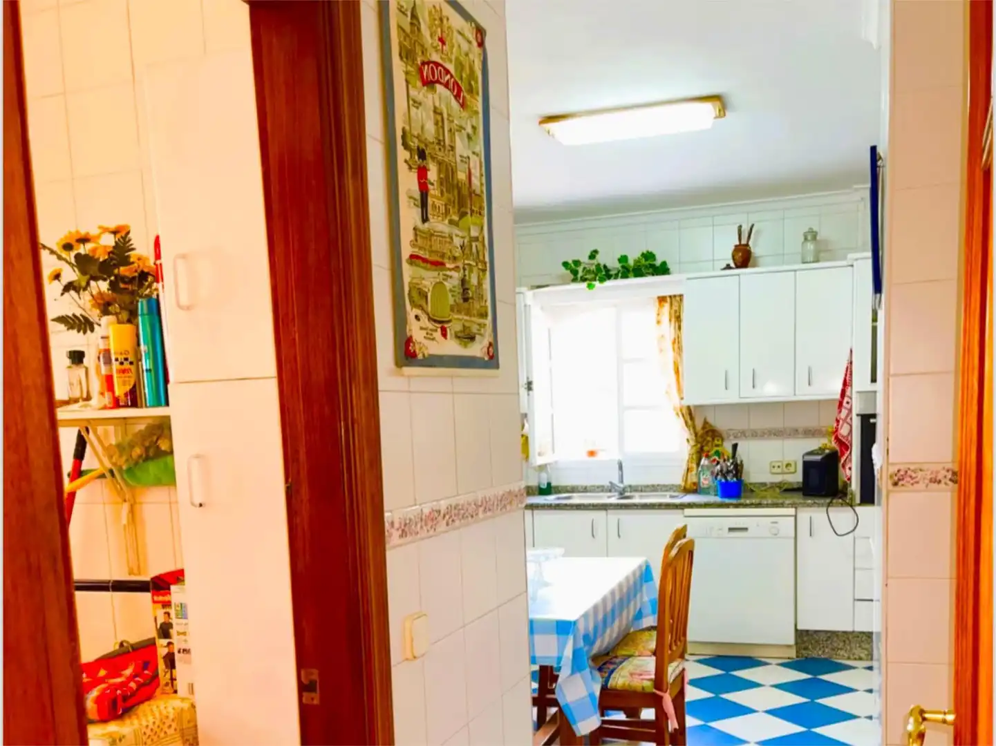 Casa o xalet en venda a Ronda el Puig de Sta. Maria, 5, Centro - El Castillo Cuina de Casa o xalet en venda en Sagunto / Sagunt amb Aire condicionat, Calefacció i Jardí privat