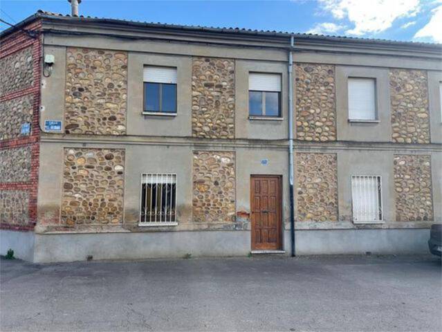 Casa-chalet en Venta en Villadangos del Páramo