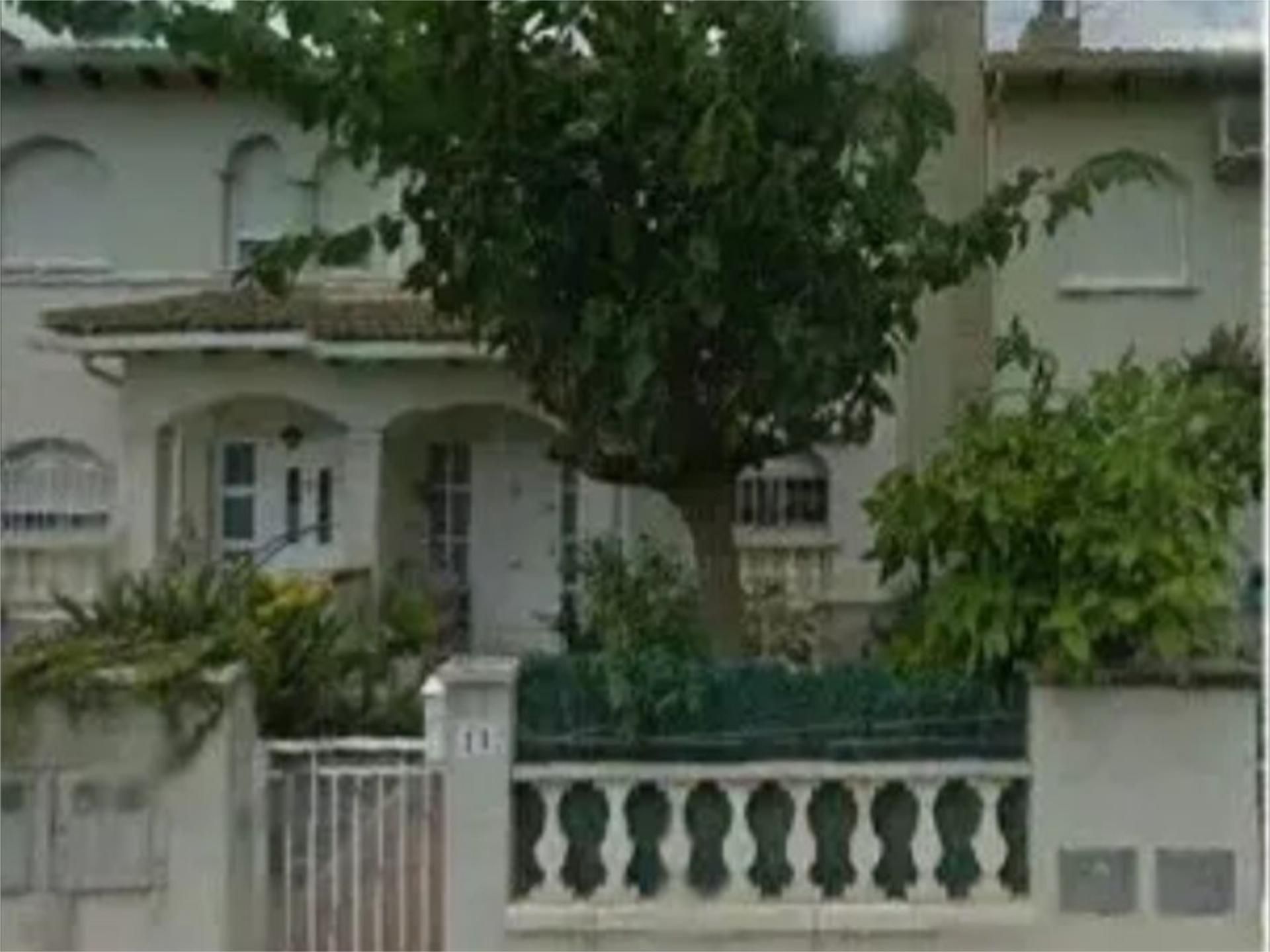 Exterior view of Single-family semi-detached for sale in Santa Oliva  with Terrace