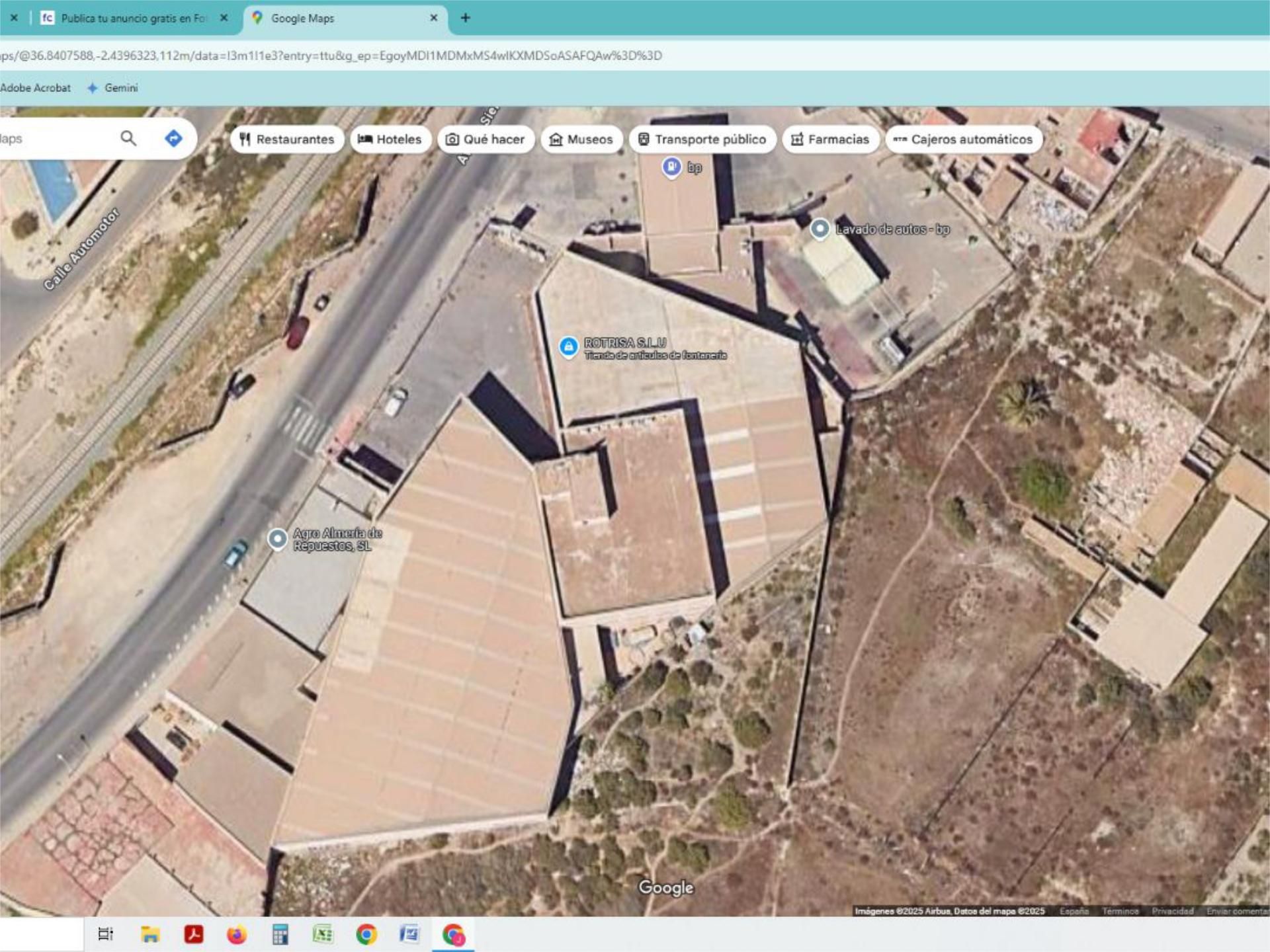 Vista exterior de Nau industrial en venda en  Almería Capital