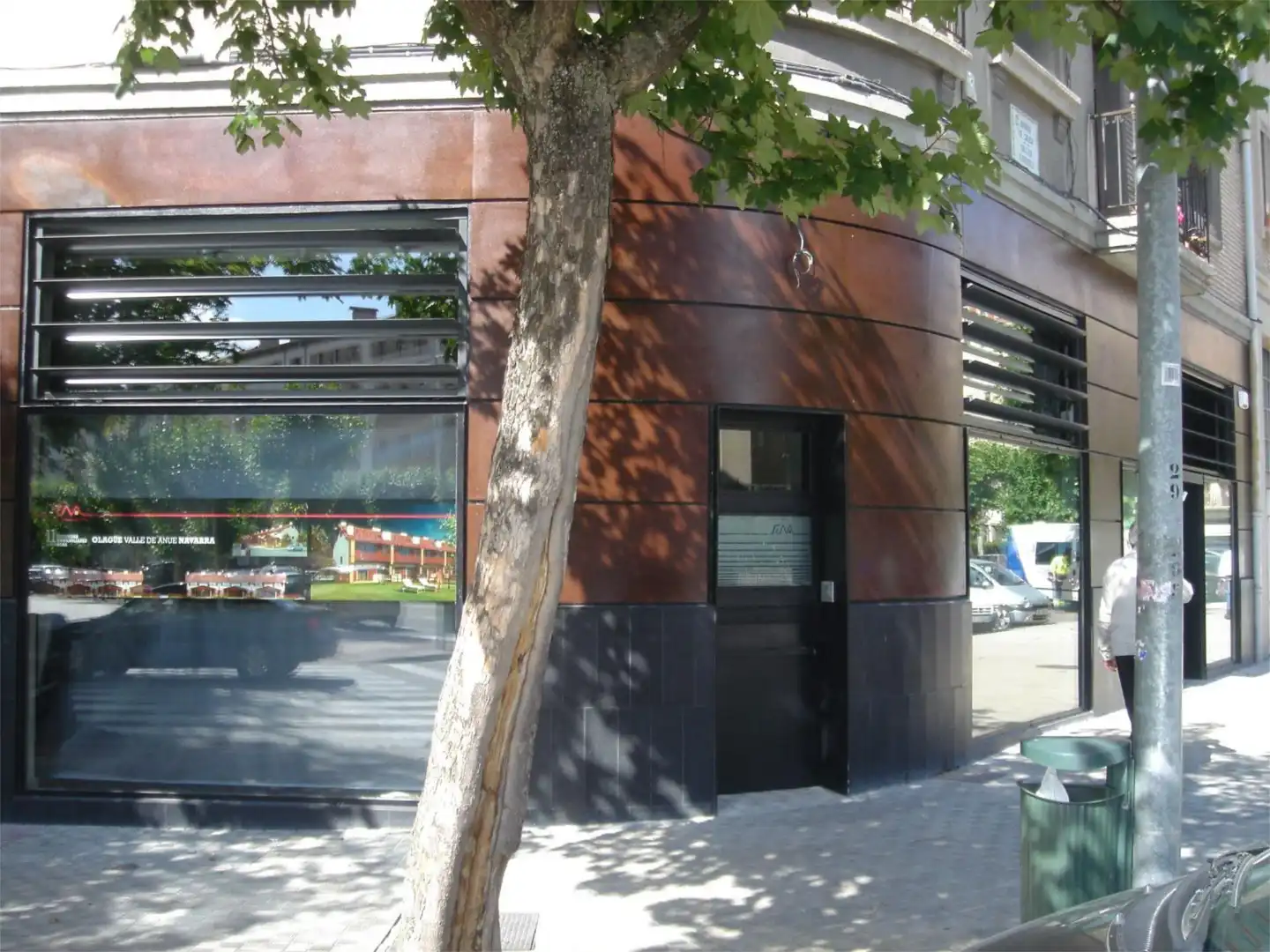 Commercial properties for rent in Calle de Sangüesa, 19, 2º Ensanche Exterior view of Commercial properties for rent in Pamplona / Iruña with Air Conditioner, Heating and Furnished