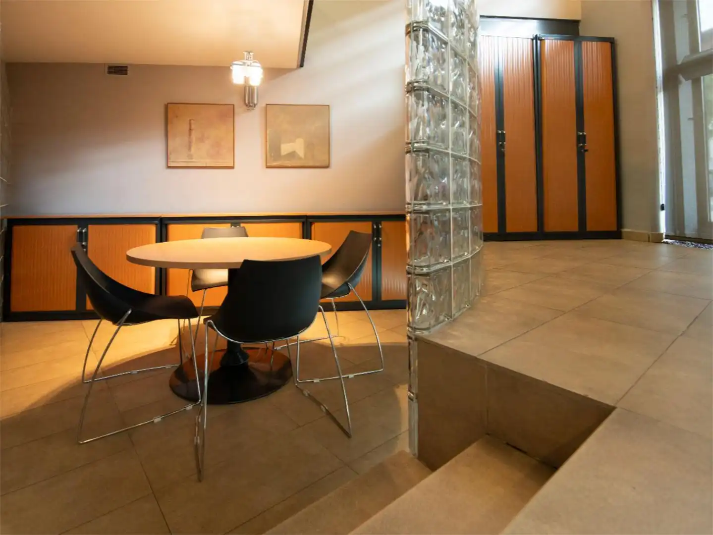 Commercial properties for rent in Calle de Sangüesa, 19, 2º Ensanche Dining room of Commercial properties for rent in Pamplona / Iruña with Air Conditioner, Heating and Furnished