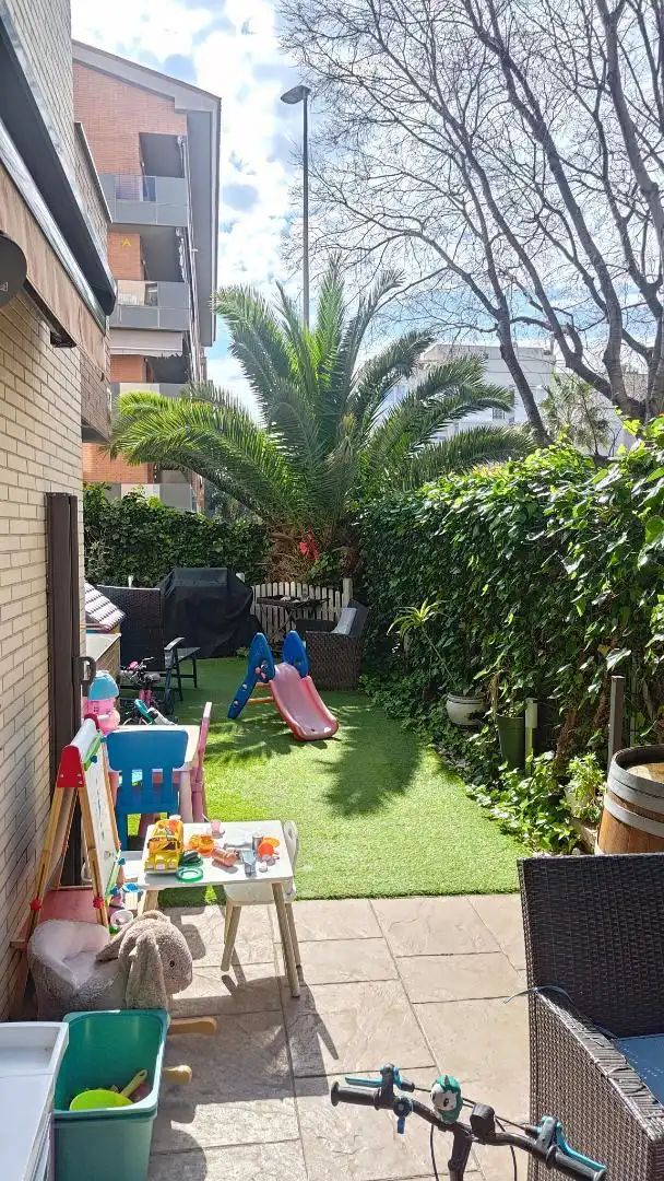 Garden of Flat for sale in Castelldefels  with Air Conditioner, Heating and Private garden